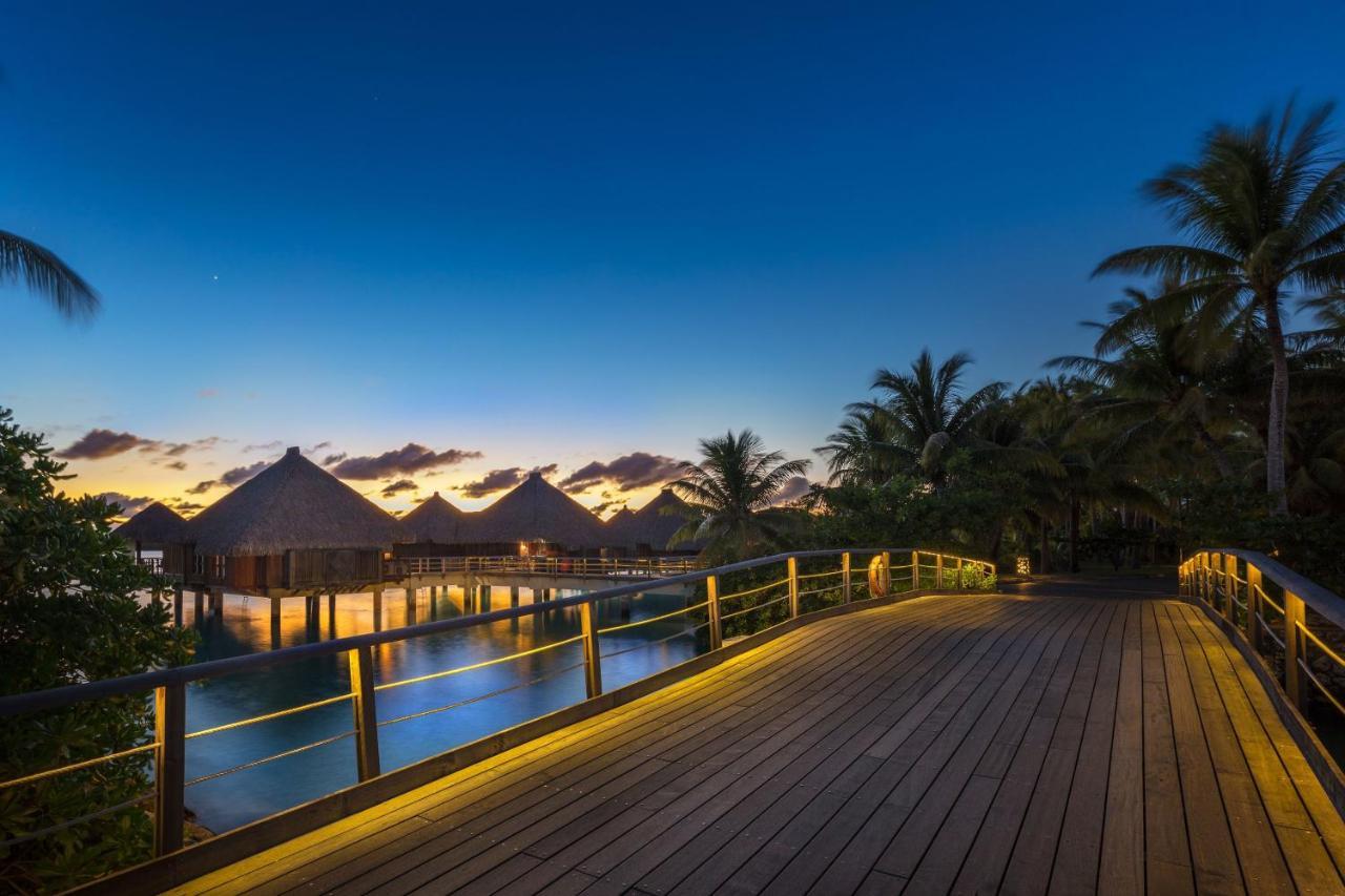The St. Regis Bora Bora Resort Esterno foto